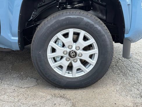 New 2026 Toyota Tacoma SR5 AWD/4WD image 12