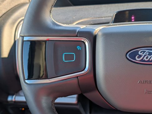 Certified 2025 Ford Expedition Max Active image 29