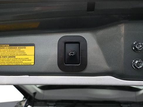 Used 2014 Toyota Sienna XLE image 38