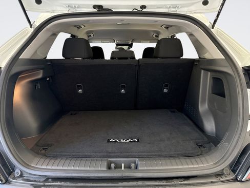 Used 2023 Hyundai Kona SEL image 18