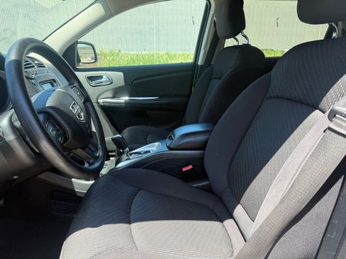 Used 2013 Dodge Journey SXT FWD image 8