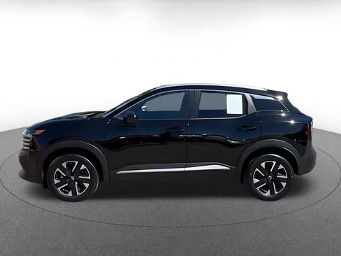Used 2026 Nissan Kicks SV w/ Cold Weather Package AWD/4WD image 8
