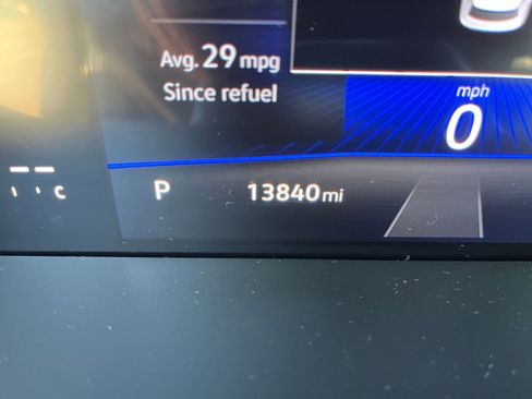 Used 2025 Volkswagen Jetta SE image 9