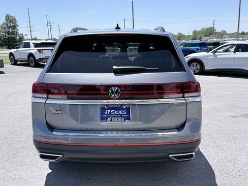 Used 2024 Volkswagen Atlas SE FWD image 8