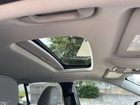 New 2026 Chevrolet Trax ACTIV w/ Sunroof Package FWD image 22
