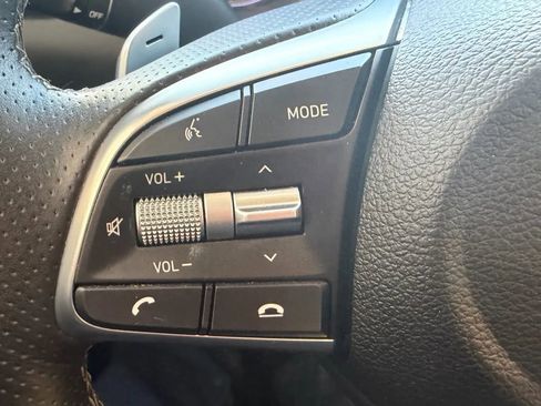 Used 2020 Genesis G70 2.0T w/ Elite Package image 13