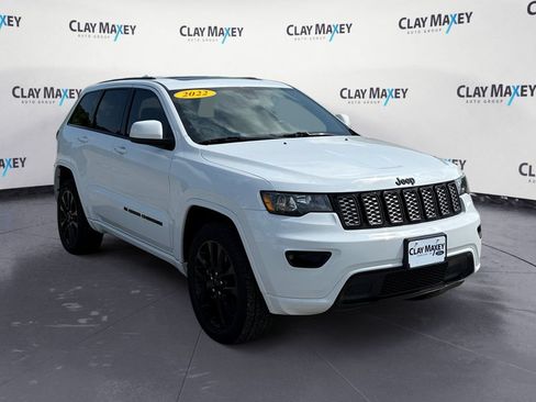 Used 2022 Jeep Grand Cherokee Laredo X AWD/4WD image 7