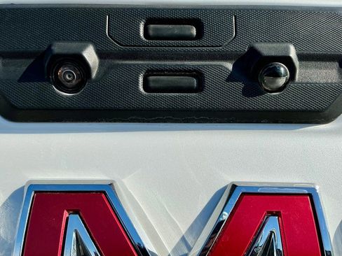 Used 2023 GMC Sierra 2500 Denali w/ Denali Ultimate Package image 15