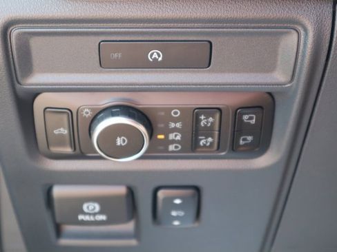 New 2025 Ford F150 Lariat w/ Equipment Group 501A Mid image 9