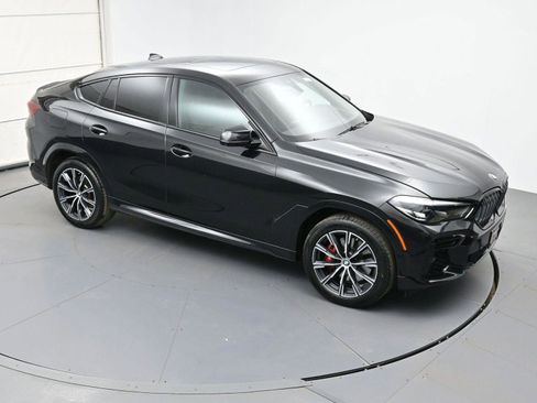 Used 2023 BMW X6 xDrive40i w/ M Sport Package image 36