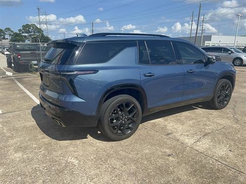 Used 2024 Chevrolet Traverse RS FWD image 5