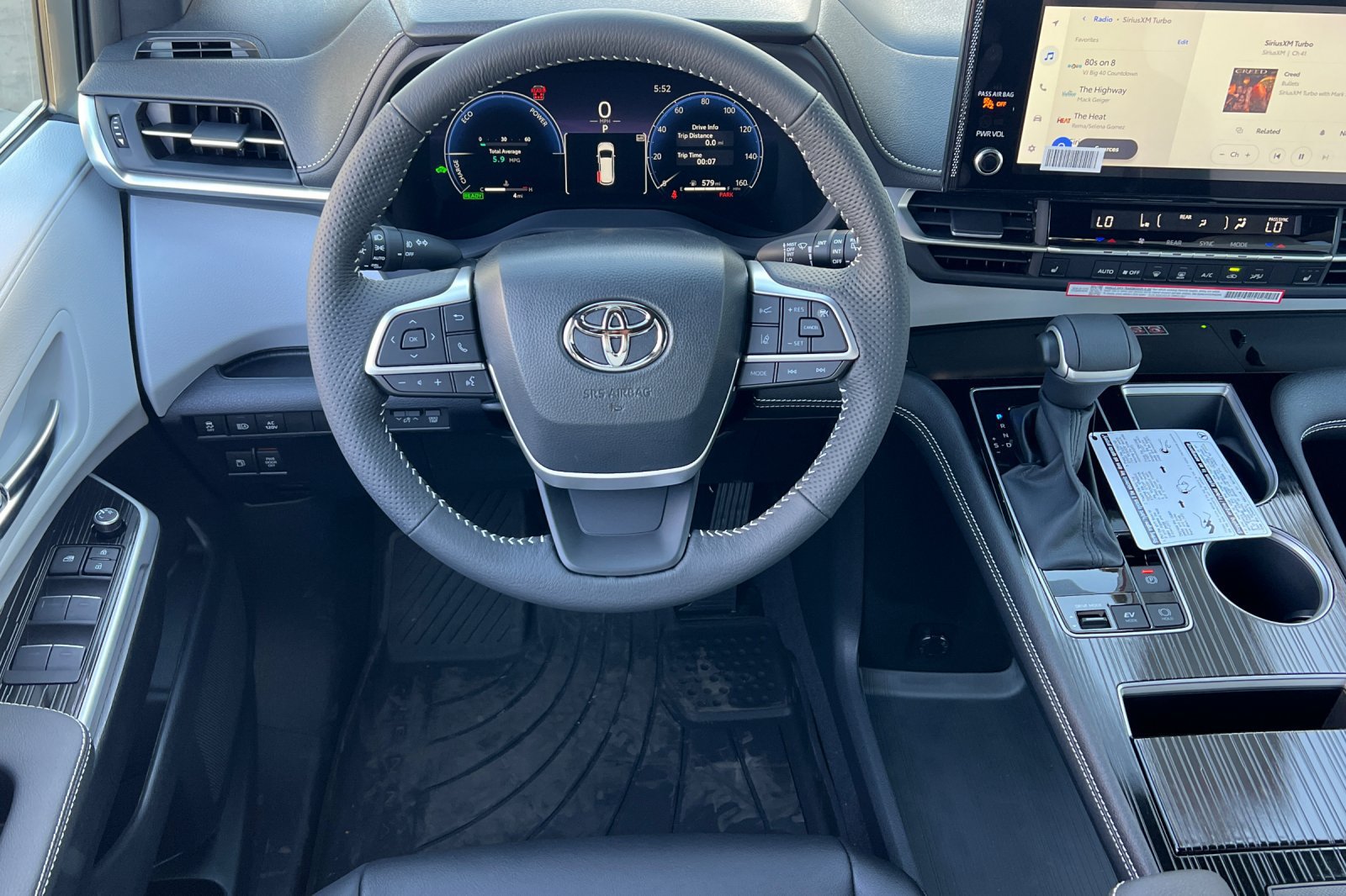 Certified 2026 Toyota Sienna XSE FWD image 14