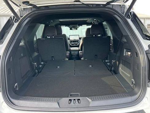 New 2026 Ford Explorer Platinum RWD image 23