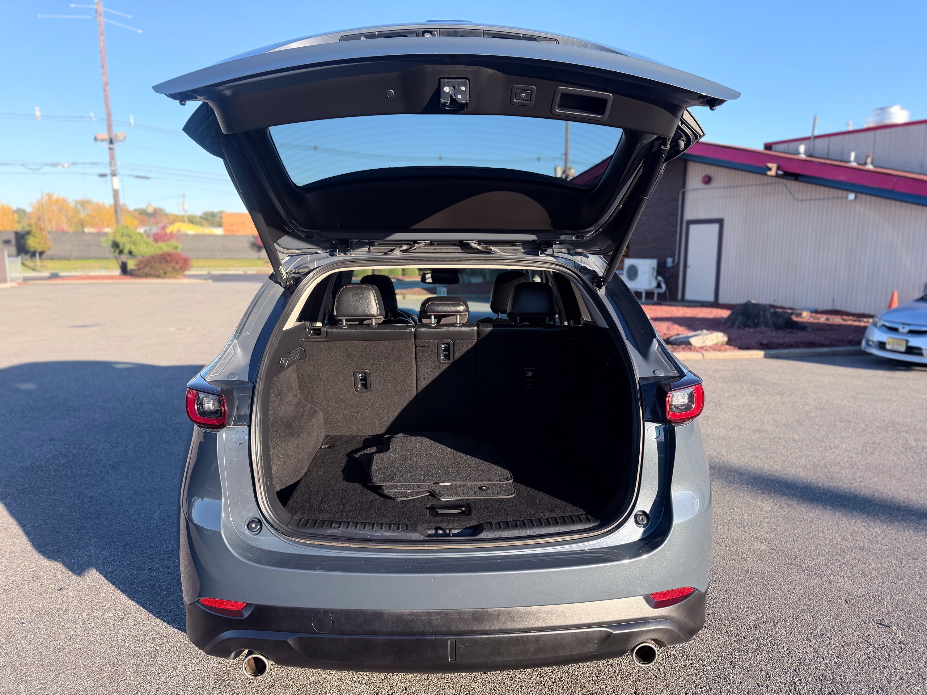 Used 2023 MAZDA CX-5 Carbon Edition AWD/4WD image 9