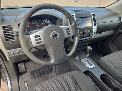 Certified 2021 Nissan Frontier SV RWD image 15