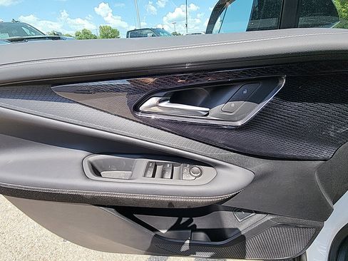 New 2025 Chevrolet Blazer EV LT w/ Super Cruise Package image 13