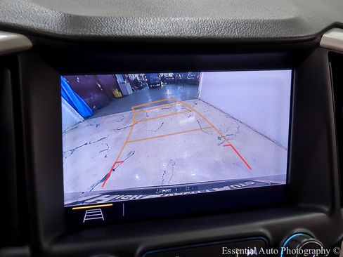 Used 2020 GMC Terrain SLT image 19