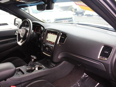 Used 2018 Dodge Durango SRT w/ Trailer Tow Group IV image 28