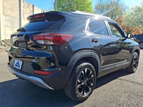 Used 2022 Chevrolet TrailBlazer LT w/ Premium Seating Package AWD/4WD image 6