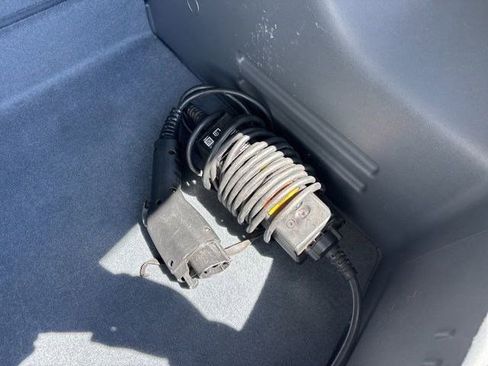 Used 2017 Chevrolet Bolt LT image 34