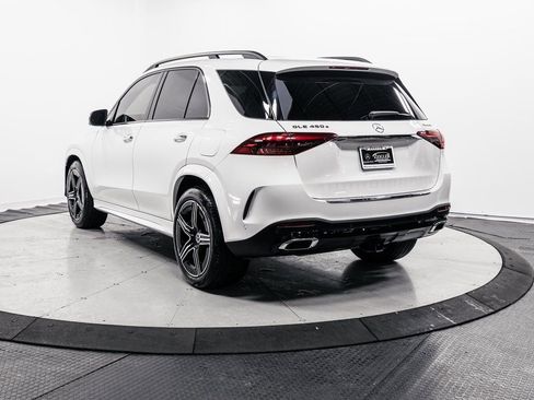 Used 2025 Mercedes-Benz GLE 450e 4MATIC w/ AMG Line Interior image 30