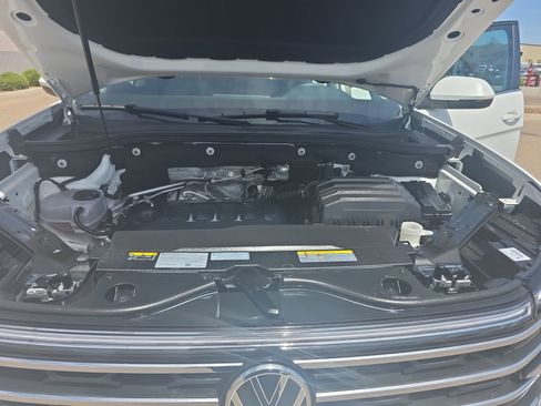 Used 2026 Volkswagen Atlas SE FWD image 21