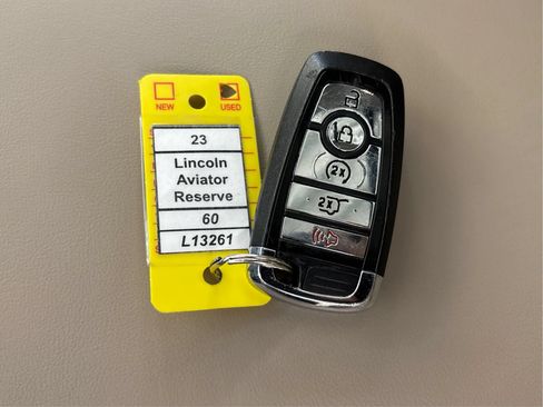 Used 2023 Lincoln Aviator Reserve w/ Equipment Group 201A AWD/4WD image 40