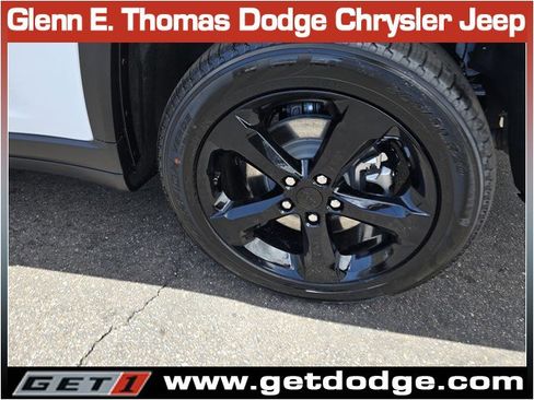 New 2026 Jeep Grand Cherokee L Limited RWD image 7