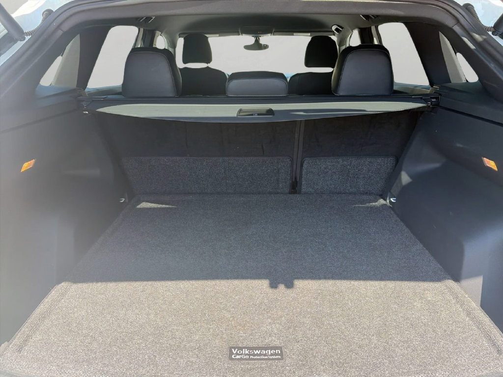 Used 2020 Volkswagen Atlas Cross Sport SE FWD image 7