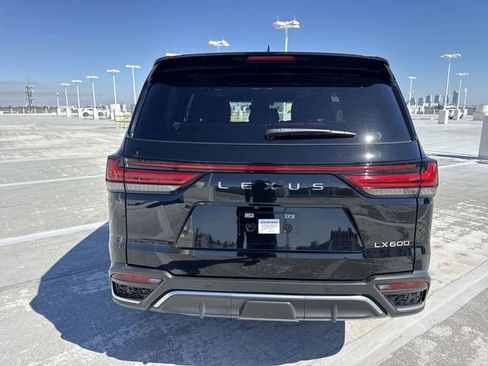 Used 2024 Lexus LX 600 F Sport image 25