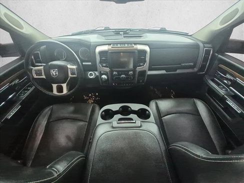 Used 2017 RAM 1500 Laramie AWD/4WD image 19