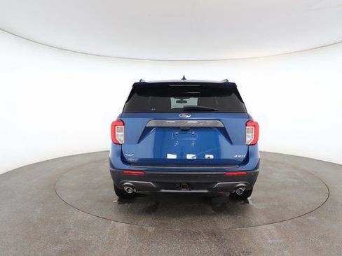 Used 2022 Ford Explorer XLT w/ Equipment Group 202A image 14