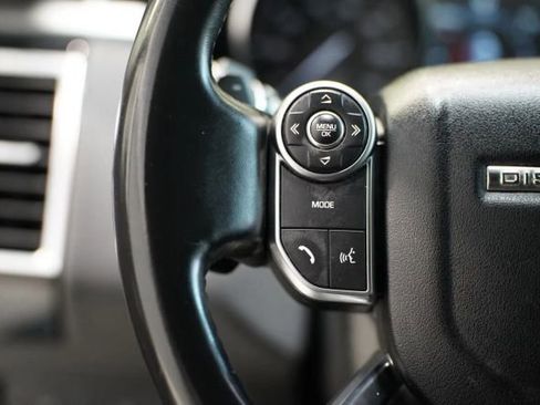 Used 2018 Land Rover Discovery SE AWD/4WD image 17