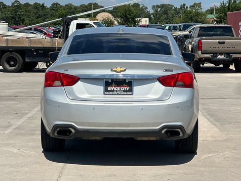 Used 2018 Chevrolet Impala Premier FWD image 5