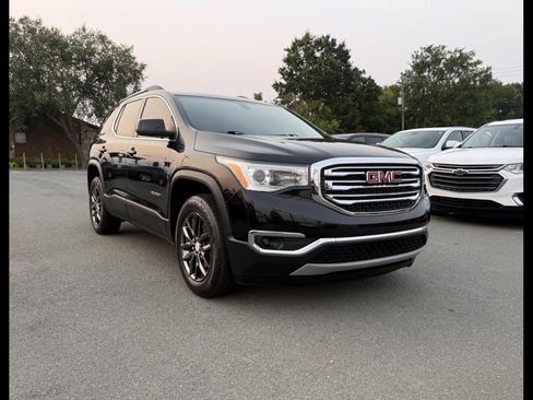 Used 2017 GMC Acadia SLT w/ LPO, Cargo Package FWD image 1