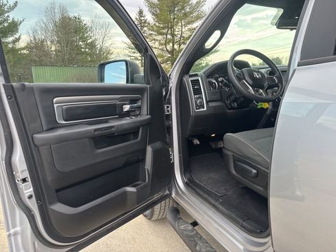 Used 2021 RAM 1500 Classic Warlock w/ Electronics Group AWD/4WD image 19