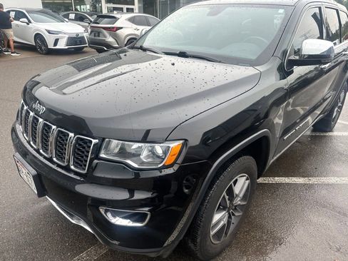 Used 2019 Jeep Grand Cherokee Limited w/ Trailer Tow Group IV AWD/4WD image 2