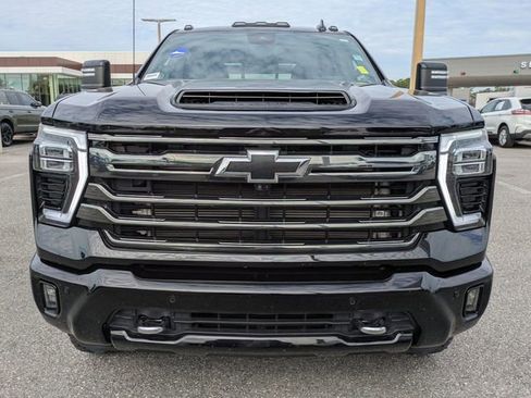 Used 2024 Chevrolet Silverado 2500 High Country w/ Midnight Edition AWD/4WD image 9
