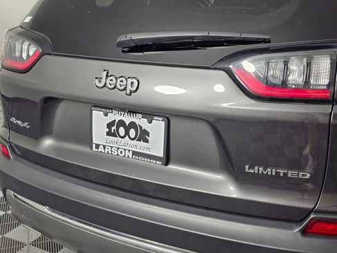 Used 2022 Jeep Cherokee Limited image 15