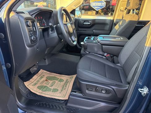 Used 2023 Chevrolet Silverado 1500 Custom image 19