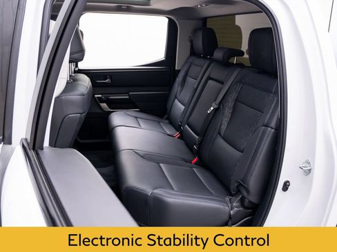 Used 2024 Toyota Tundra Limited AWD/4WD image 16