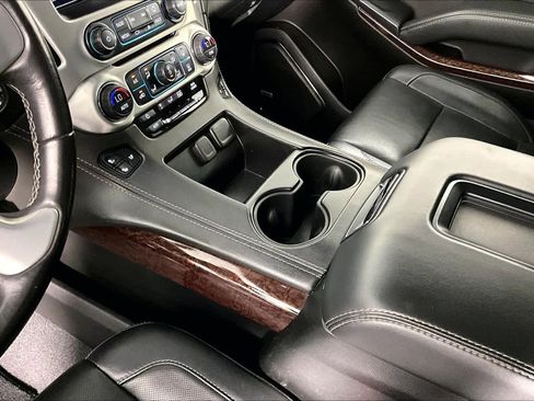 Used 2020 GMC Yukon XL SLT w/ Open Road Package image 15