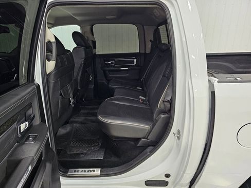 Used 2015 RAM 1500 Limited AWD/4WD image 11