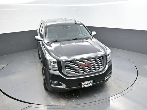 Used 2020 GMC Yukon Denali w/ Denali Ultimate Black Edition AWD/4WD image 27
