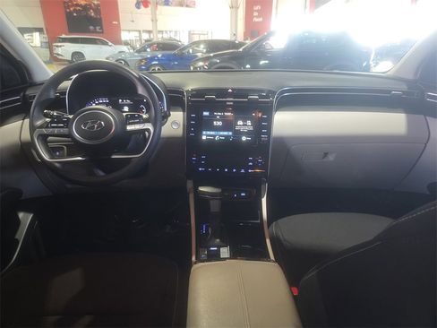 Used 2024 Hyundai Tucson SEL image 16
