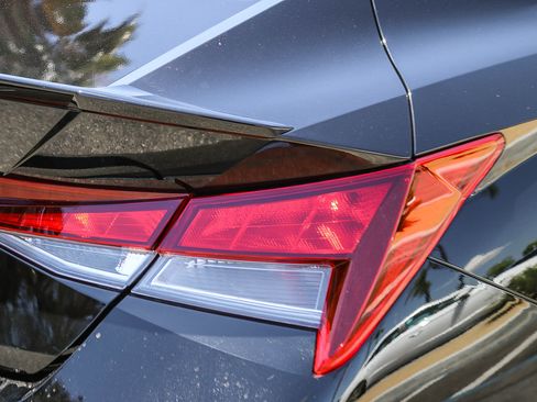 Certified 2026 Hyundai Elantra Sport FWD image 12
