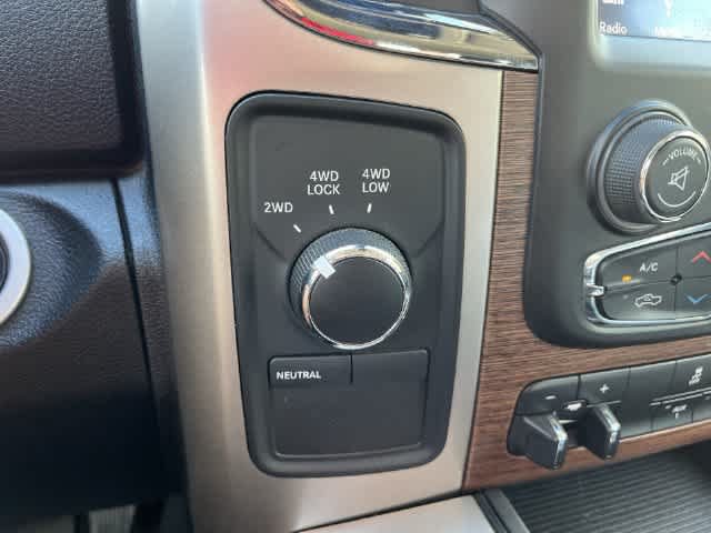 Used 2018 RAM 2500 Laramie w/ Convenience Group AWD/4WD image 28