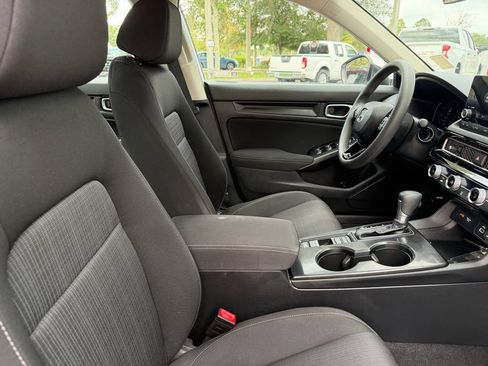 Used 2022 Honda Civic LX image 9