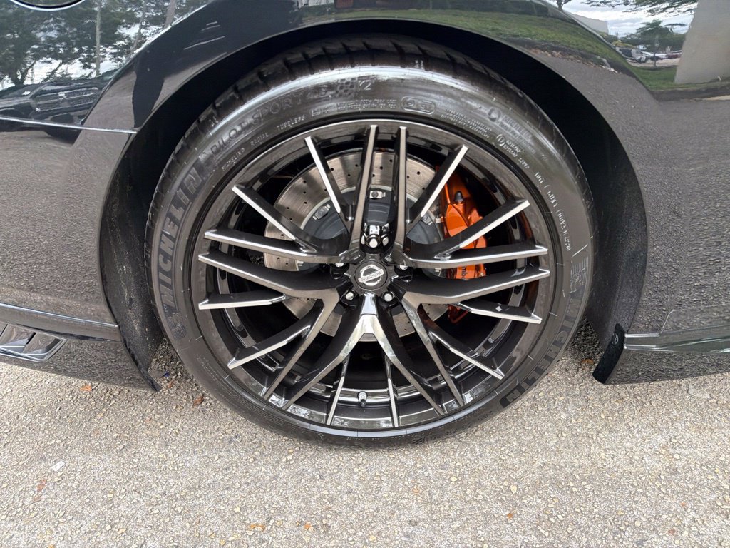 Used 2021 Nissan GT-R Premium AWD/4WD image 24