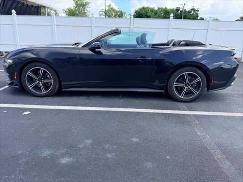 Used 2024 Ford Mustang Premium RWD image 3